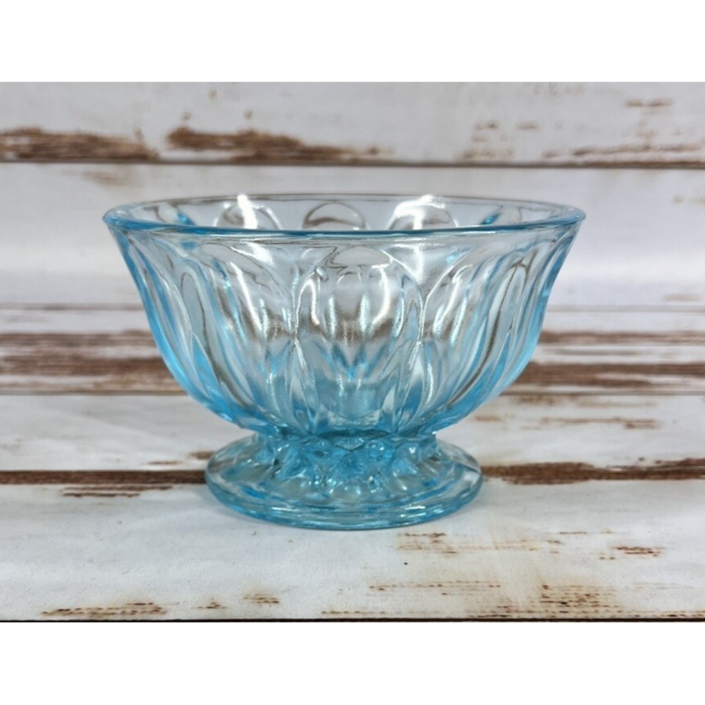 Anchor Hocking Fairfield Aqua Blue Pressed Glass Pedestal Candy Dish Vintage